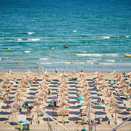 Vibe Apartment- N Pools